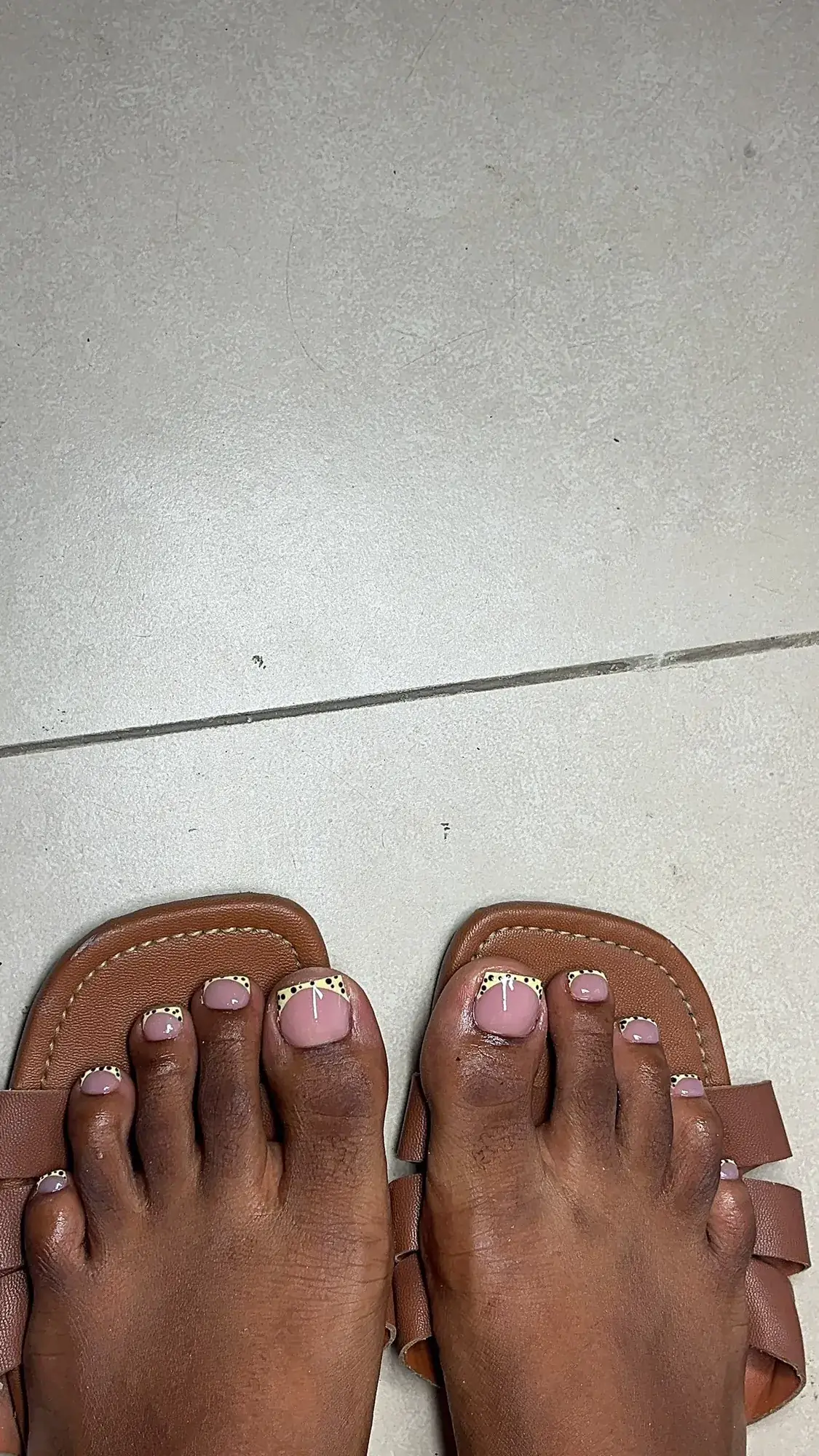Acrylic toes with French tips