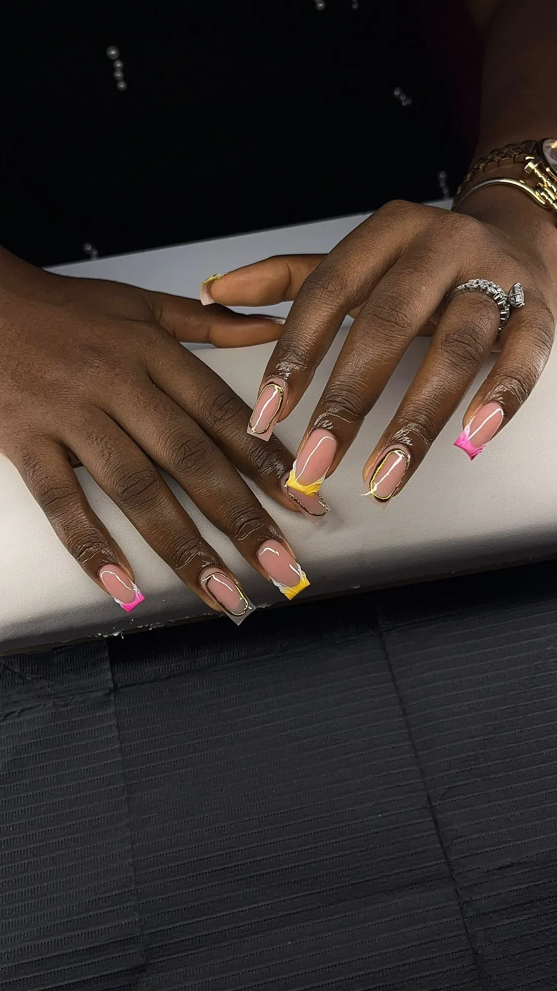 Colour-tip French set